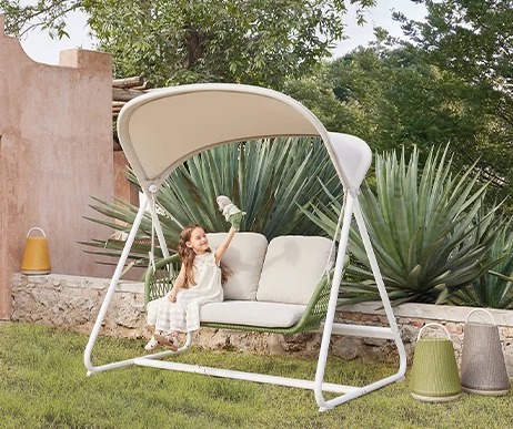 Ourdoor Swing
